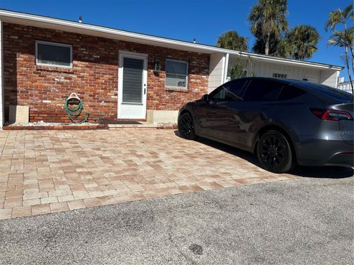 apt-3-701 Saint Judes Dr S, LONGBOAT KEY, FL, 34228-1835 | Card Image