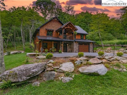 196 Cloud Spring Dr, Sugar Mountain, NC, 28604-9270 | Card Image