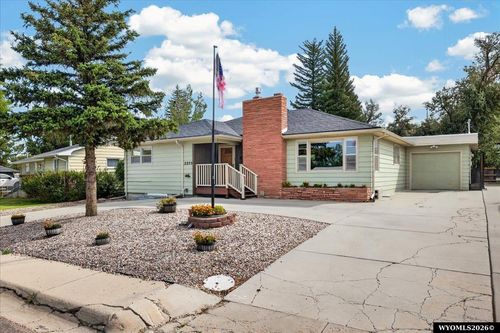 2275 S Poplar St, Casper, WY, 82601-5221 | Card Image