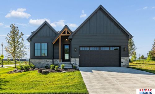 20101 W St, Omaha, NE, 68135 | Card Image