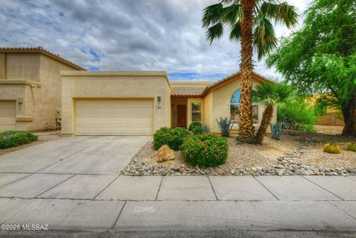 11979 N Labyrinth Dr, Oro Valley, AZ, 85737-3454 | Card Image