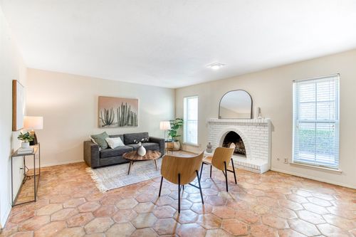 apt-108-7725 Meadow Park Dr, Dallas, TX, 75230-5519 | Card Image
