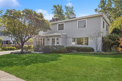 1858 Grove Dr, Northfield, IL, 60093-3235 | Card Image