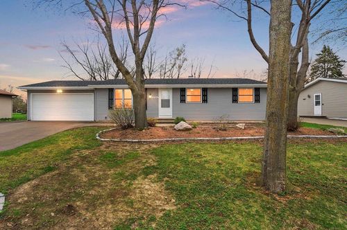 205 Fairway Street Street, Combined Locks, WI, 54113 | Card Image