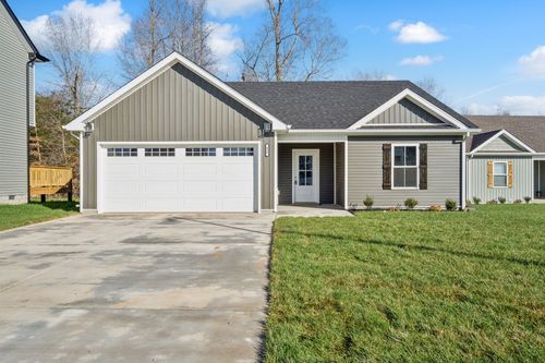 1449 Isaiah Dr, Clarksville, TN, 37042-1352 | Card Image