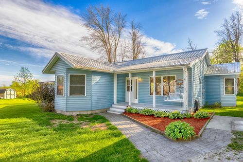 100 Christopher Rd, Alburgh, VT, 05440-4147 | Card Image