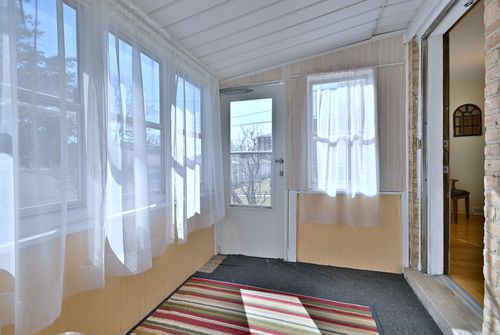 5247 N Mulligan Ave, Chicago, IL, 60630-1017 | Card Image