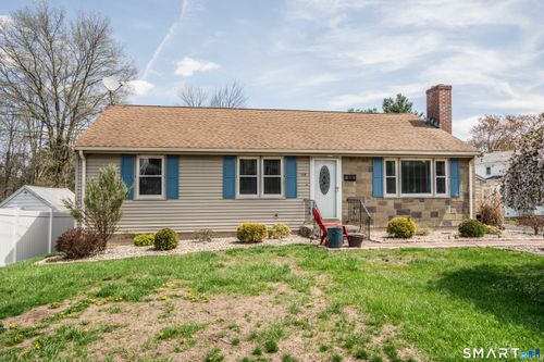 114 Moreland Ave, Newington, CT, 06111-3526 | Card Image