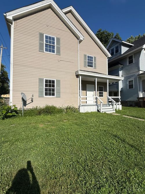 220 N Cherry St, Lebanon, OH, 45036-1820 | Card Image