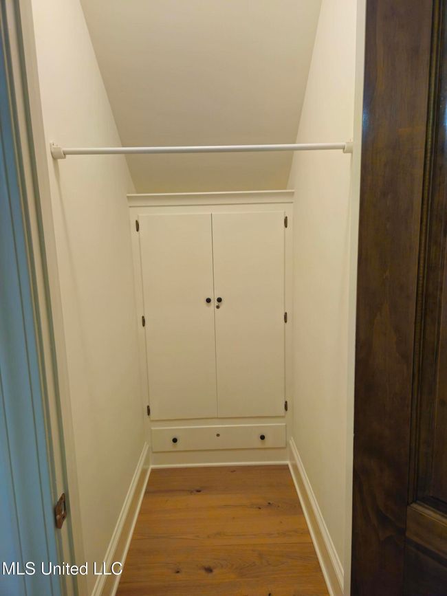 20250801_054300 | Image 32