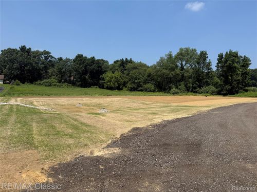 1 Buttercup Trail, Milford Charter Township, MI, 48381 | Card Image