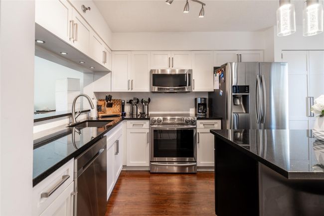 APT-803 - 2206 S Cypress Bend Dr, Condo with 2 bedrooms, 2 bathrooms and null parking in Pompano Beach FL | Image 35