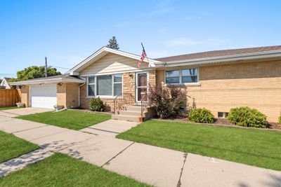 2900 Dora Street, House other with 3 bedrooms, 2 bathrooms and 2 parking in Franklin Park IL | Image 2