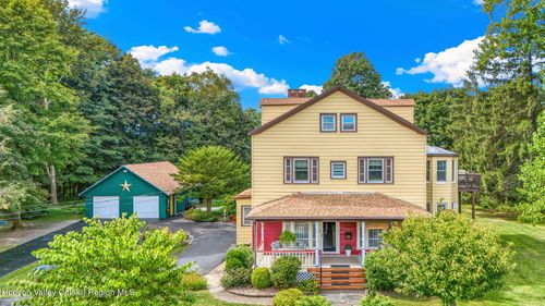 30 Church St, Saugerties, NY, 12477-1809 | Card Image