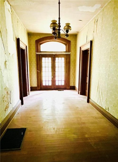 2566 E 1500 North Rd, Windsor, IL, 61957-1162 | Card Image