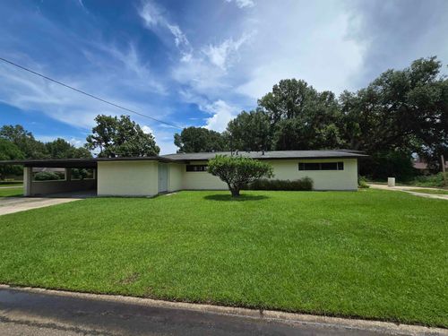 2704 79th Ave, Baton Rouge, LA, 70807-5628 | Card Image