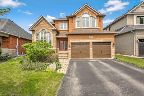 4145 Bonavista Cres, Burlington, ON, L7M4J3 | Card Image