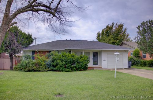 2242 S Florence Pl, Tulsa, OK, 74114-1841 | Card Image