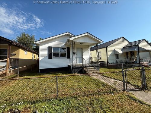 1924 Mckinley Ave, Saint Albans, WV, 25177-1944 | Card Image