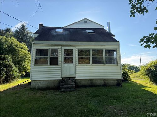3863 Pompey Center Rd, Manlius, NY, 13104-9713 | Card Image