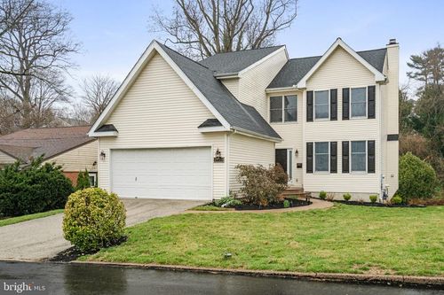 1723 Powder Mill Ln, WYNNEWOOD, PA, 19096-2702 | Card Image