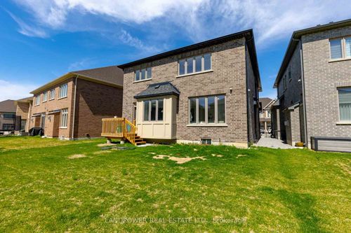 97 Kentledge Ave, Holland Landing, ON, L9N0V9 | Card Image