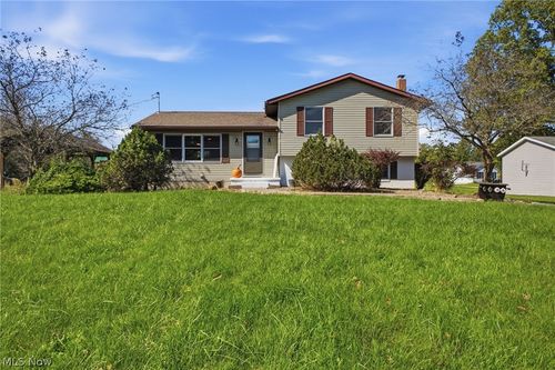 2235 Mcclintocksburg Rd, Deerfield, OH, 44411-8737 | Card Image
