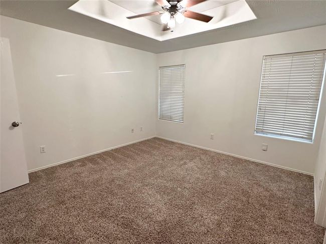 7907 Fire Thorn Ln, House other with 3 bedrooms, 2 bathrooms and 2 parking in Cypress TX | Image 12