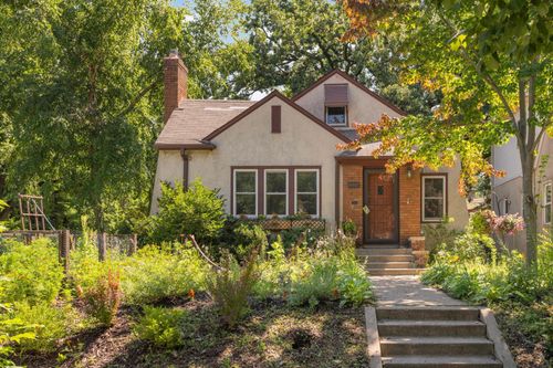 4401 47th Ave S, Minneapolis, MN, 55406-3622 | Card Image