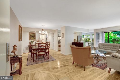 apt-10-11216 Chestnut Grove Sq, RESTON, VA, 20190-5127 | Card Image