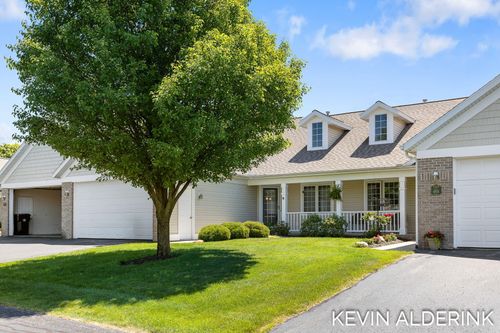 8872 N Peninsula Court, Zeeland, MI, 49464 | Card Image