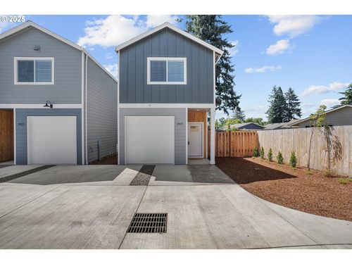 2819 Se 145th Ave, Portland, OR, 97236-2646 | Card Image