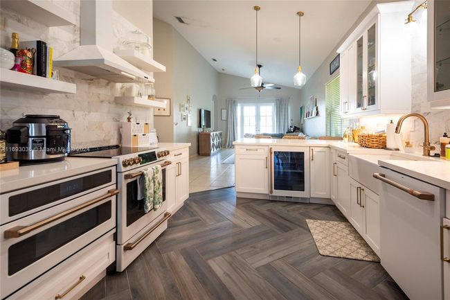 1850 Nw 72 Nd Way, House other with 4 bedrooms, 2 bathrooms and null parking in Pembroke Pines FL | Image 16