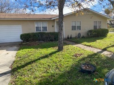 202 N 28th Street, House other with 3 bedrooms, 2 bathrooms and null parking in Gatesville TX | Image 1