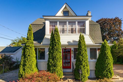 4 Cook Ave, Enfield, CT, 06082-2402 | Card Image
