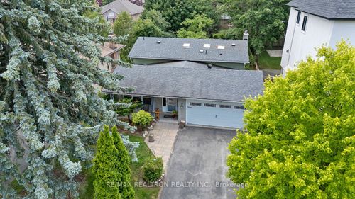 1890 Spruce Hill Rd, Pickering, ON, L1V1S7 | Card Image