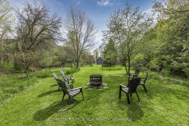 17329 Shaws Creek Rd, House other with 3 bedrooms, 2 bathrooms and 6 parking in Belfountain ON | Image 40