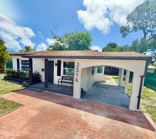 2516 Wiley Ct, Hollywood, FL, 33020-5856 | Card Image