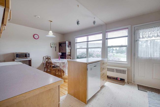 18 Poplar Cres, Home with 3 bedrooms, 2 bathrooms and 1 parking in Springbrook AB | Image 11