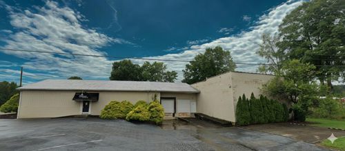 1272 Highway 490, East Bernstadt, KY, 40729-6157 | Card Image