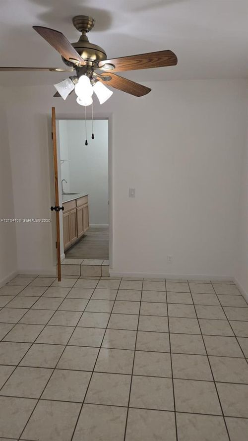 1-4621 Sw 104th Ct, Miami, FL, 33165-5652 | Card Image