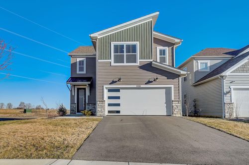 3938 Legacy Rd, Powell, OH, 43065-0505 | Card Image