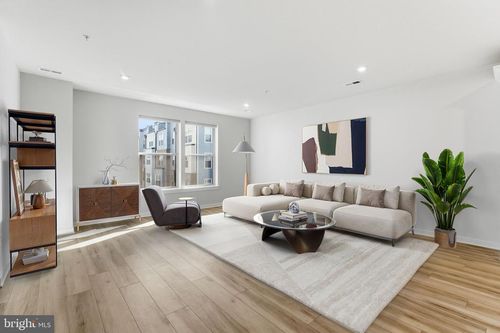 2136 Glacier Road, HERNDON, VA, 20170 | Card Image