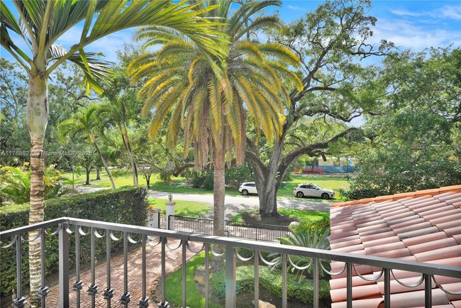 2115 Country Club Prado, House other with 4 bedrooms, 5 bathrooms and null parking in Coral Gables FL | Image 41