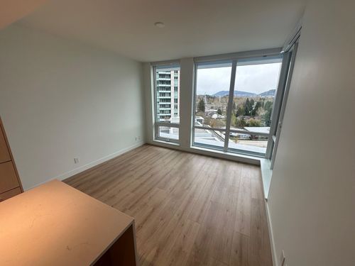 1005-1500 Fern Street, North Vancouver, BC, V7J0E6 | Card Image