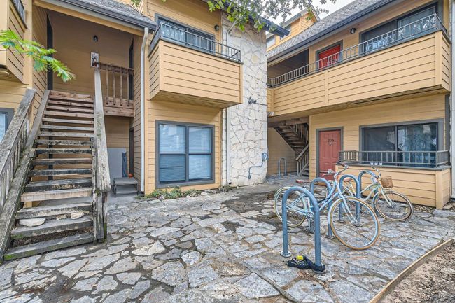 APT-205 - 2714 Nueces St, Condo with 2 bedrooms, 2 bathrooms and 1 parking in Austin TX | Image 20