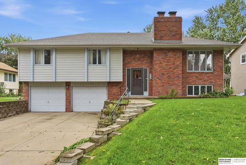 715 S 212th Street, Elkhorn, NE, 68022 | Card Image