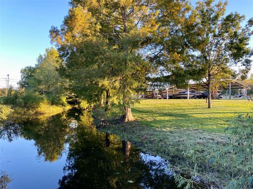 2609 Hughes Rd, Dickinson, TX, 77539-7430 | Card Image