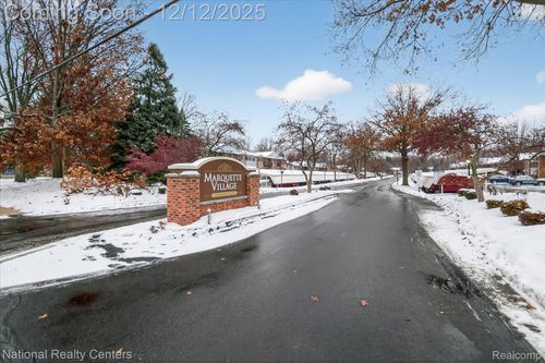 1509 Shoemaker Dr, Westland, MI, 48185-7707 | Card Image