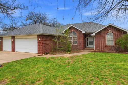 114 Fall Creek Rd, Willard, MO, 65781-9321 | Card Image
